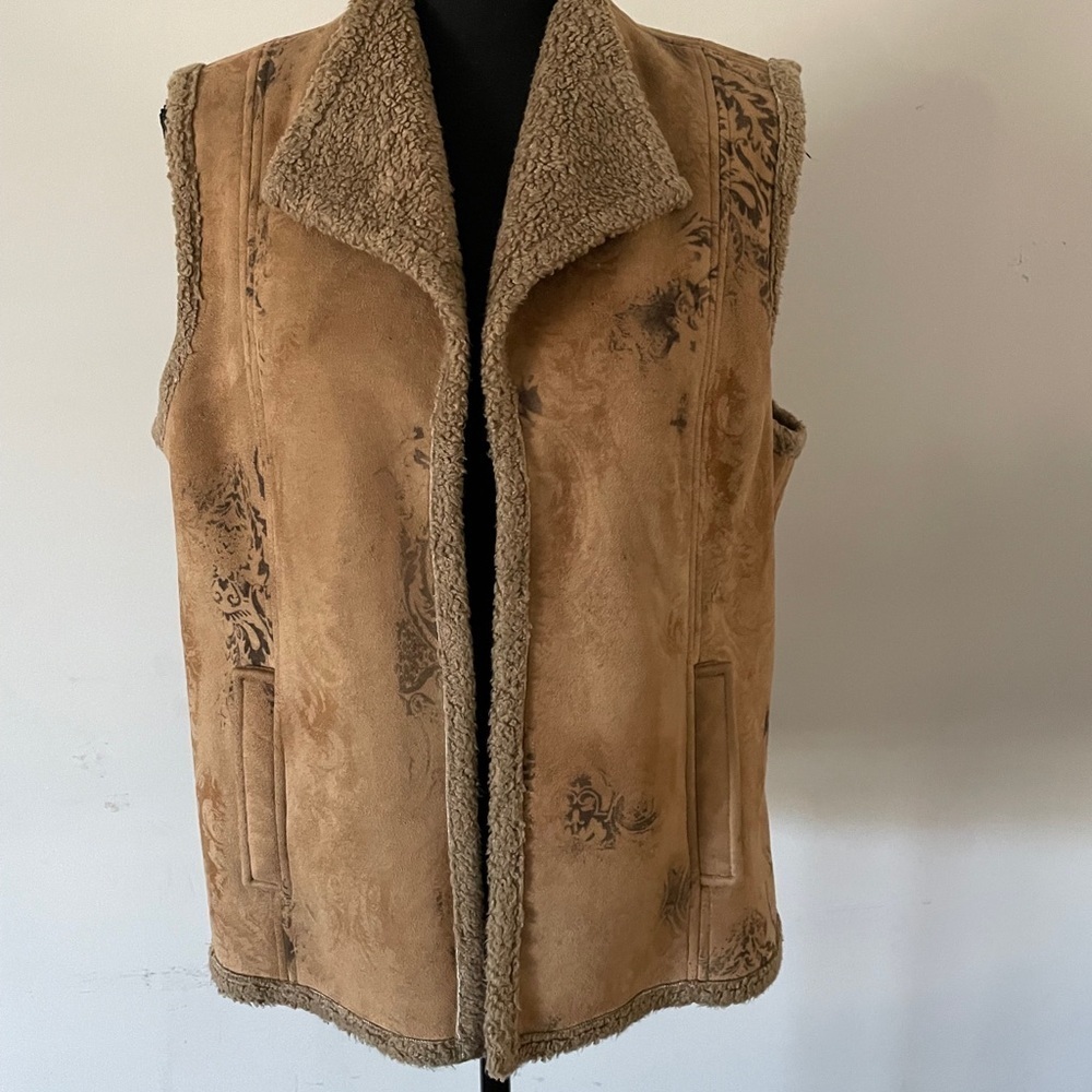 Dana Buchman Shearling Vest Size 10 Cognac Faux Suede Sherpa Cabincore Layering